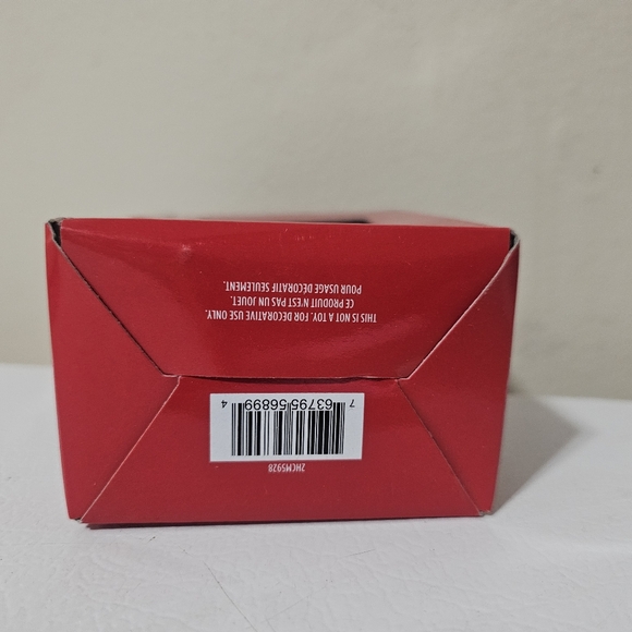 Hallmark 2019 Minnie Mouse Baby 1st Christmas Tree Ornament Girl, NIB - Picture 7 of 7